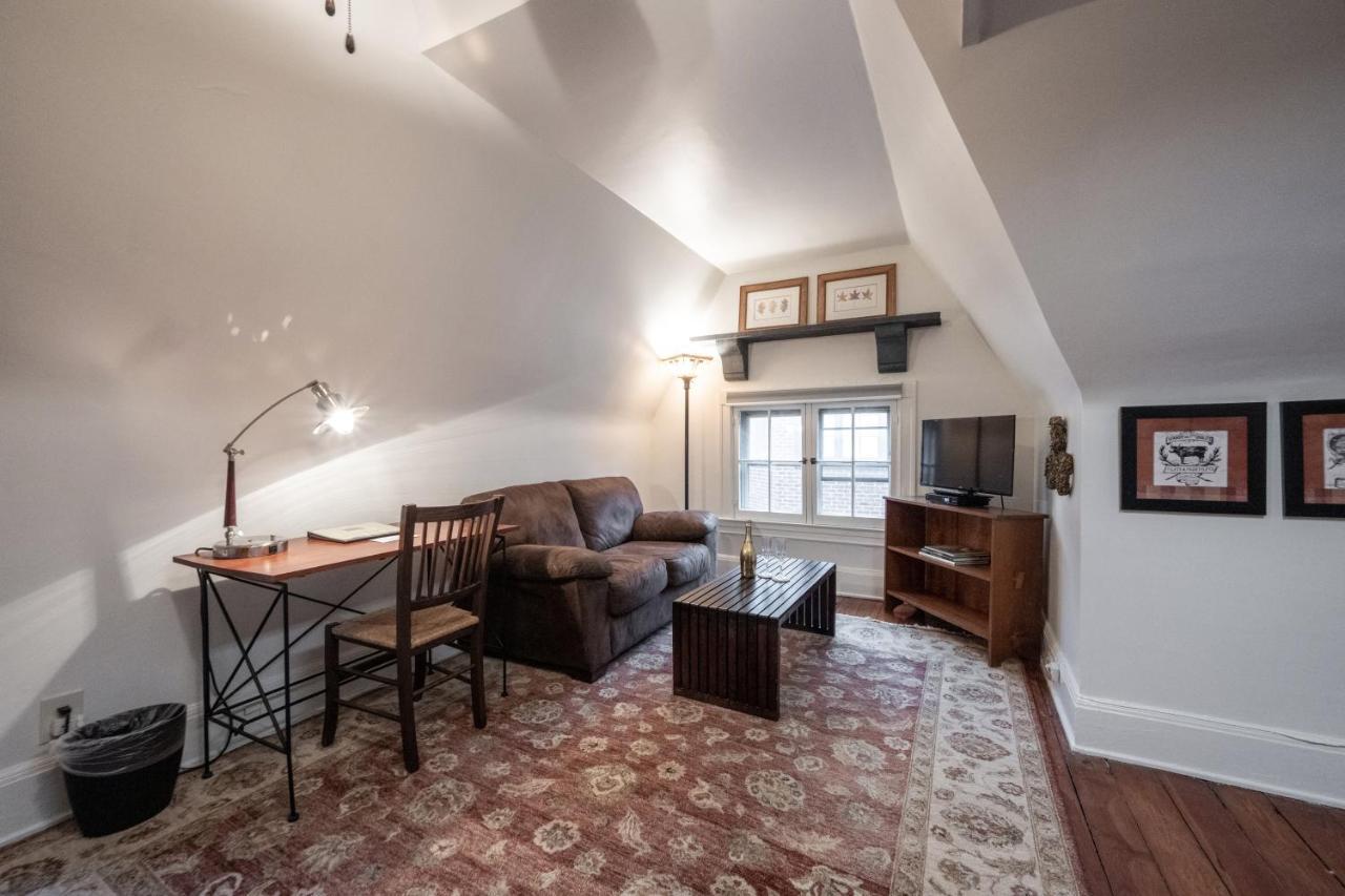 Stone Soup Inn Indianapolis Bagian luar foto