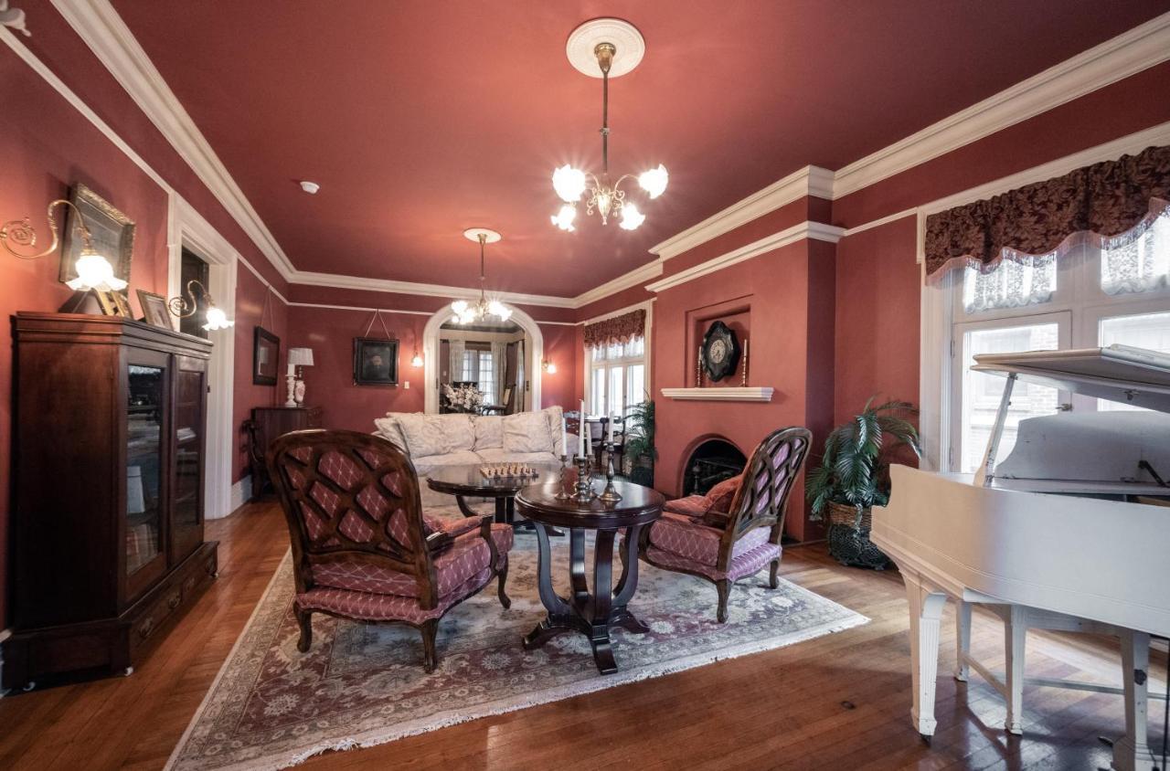 Stone Soup Inn Indianapolis Bagian luar foto