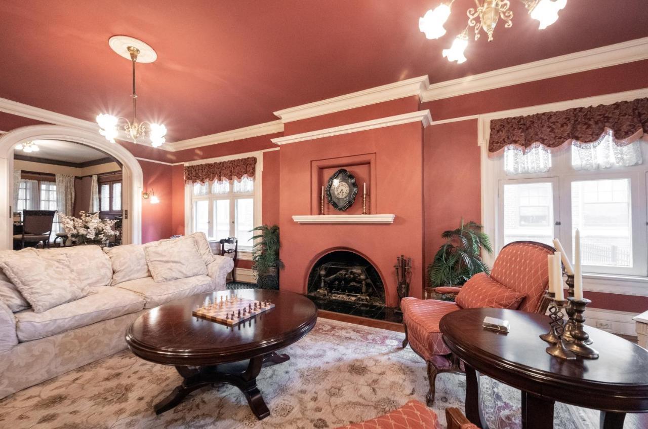Stone Soup Inn Indianapolis Bagian luar foto